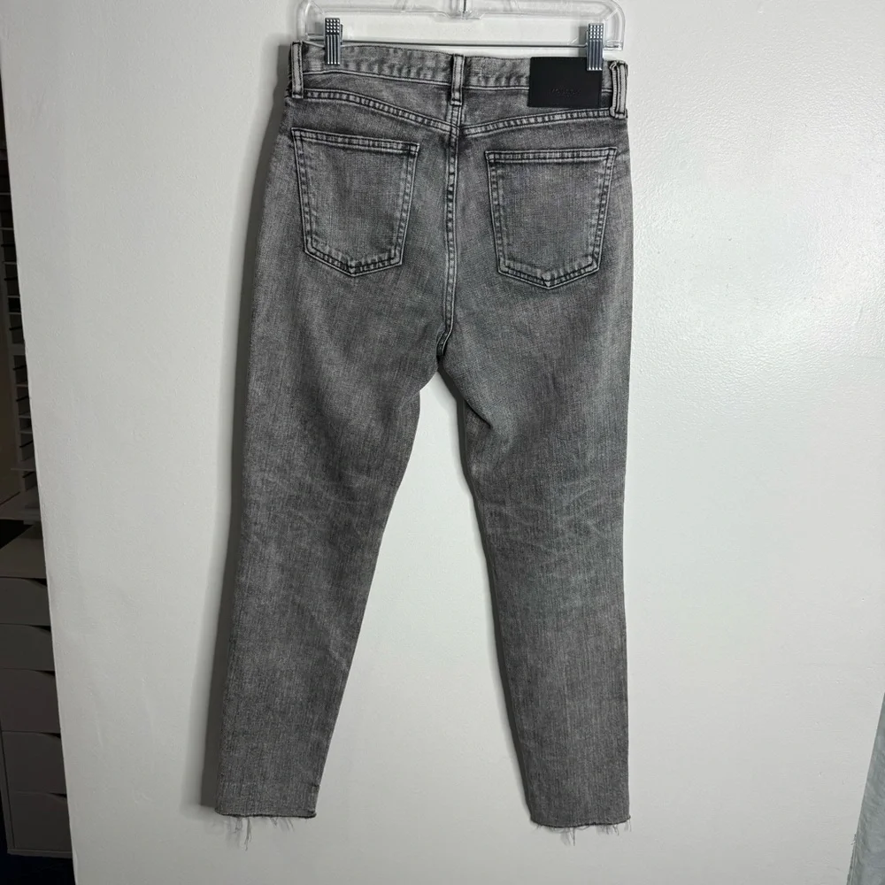 NWOT Moussy Vintage Light Black Skinny Jean Raw Hem Size 27 Designer‎ Minimalist